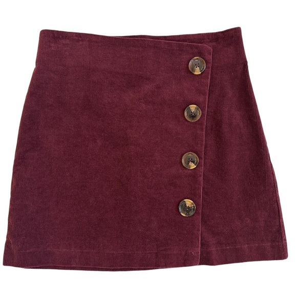 Altar'd State Dresses & Skirts - NWT Altar'd State Women’s Burgundy Corduroy Side Button Mini Skirt Size medium